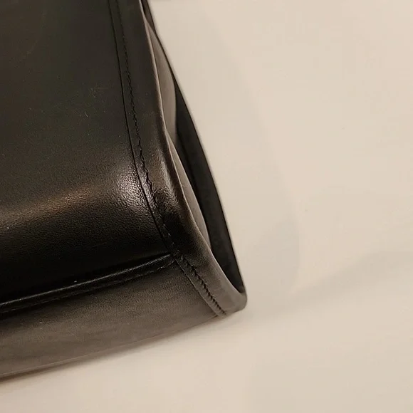 Sold Vintage Coach Regina #9983 - Picture 14 of 17